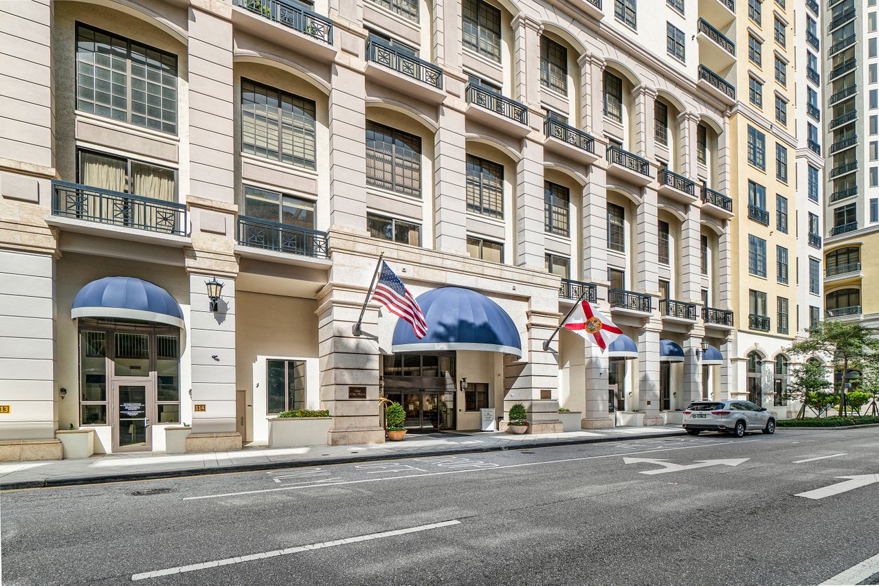 Entrance to One City Plaza Condo West Palm Beach - Justin and Alyse Keller Realtors