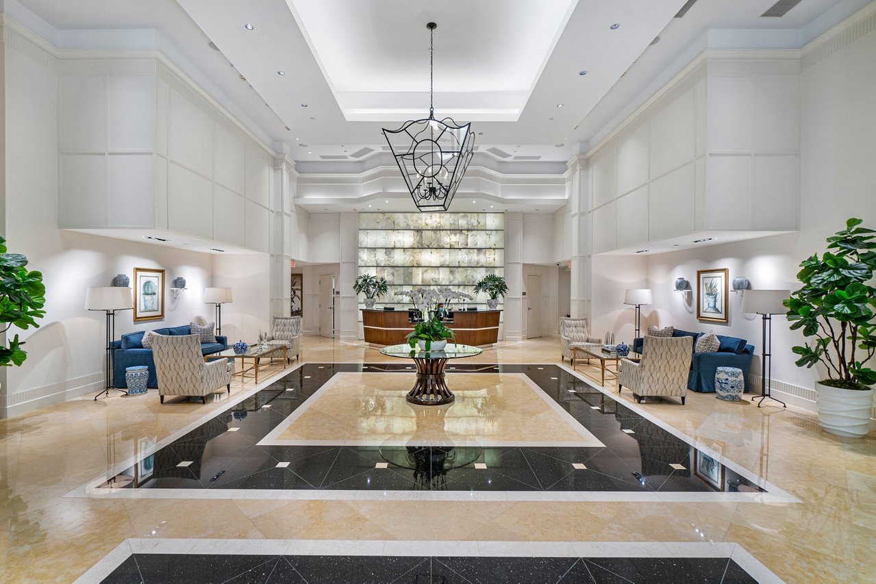 One City Plaza Lobby, 801 S. Olive, Justin & Alyse Keller Realtors