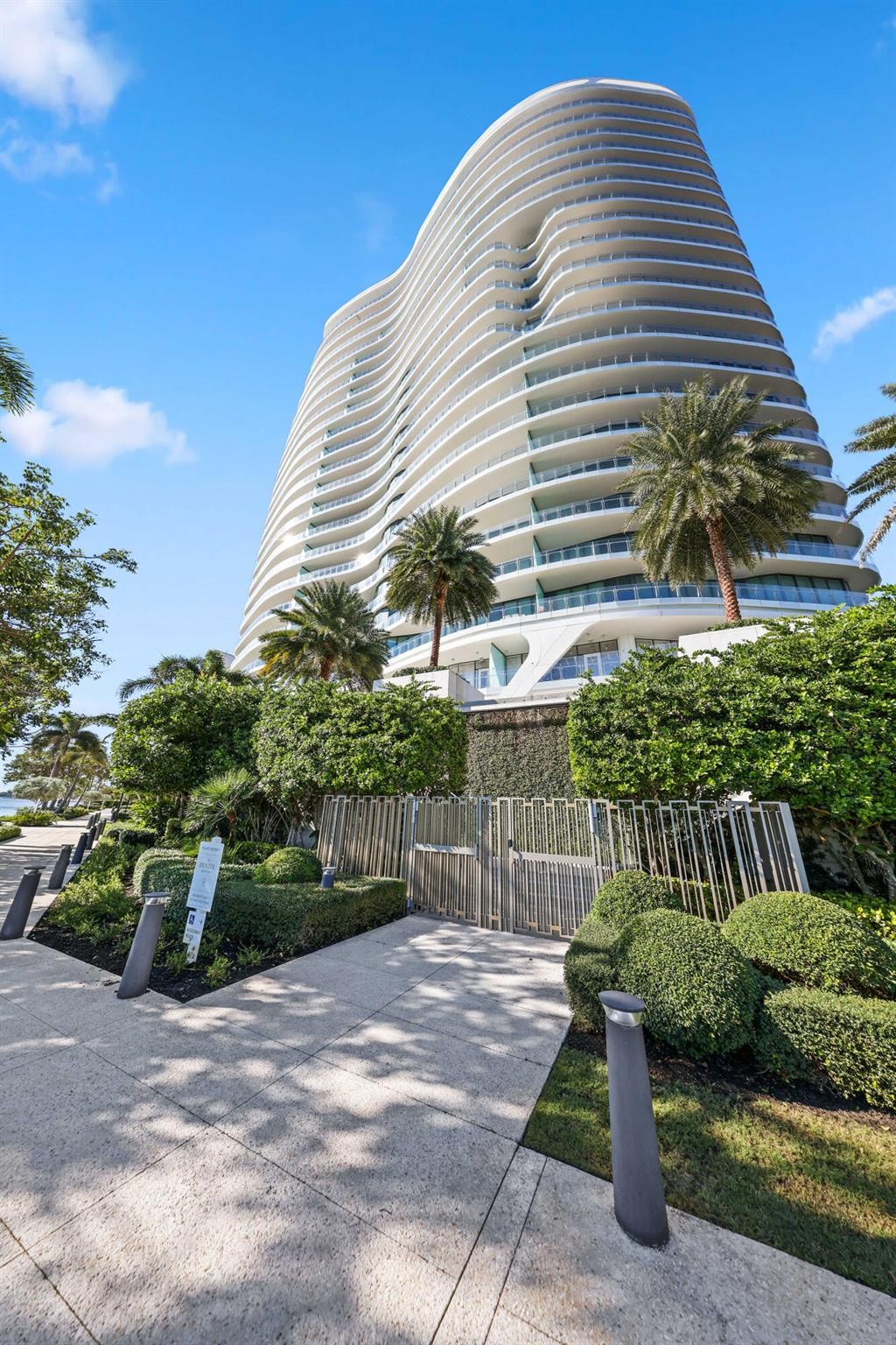The front of The Bristol Downtown West Palm Beach