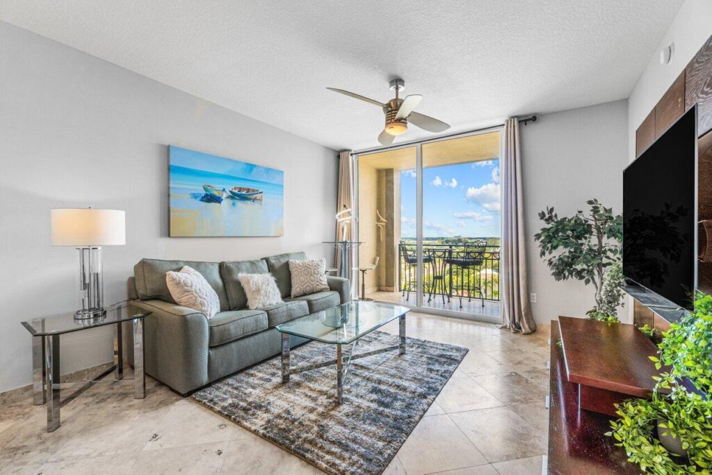 Interior of CityPlace South Tower Unit 824 at 550 Okeechobee Blvd in West Palm Beach, sold by The Keller Team