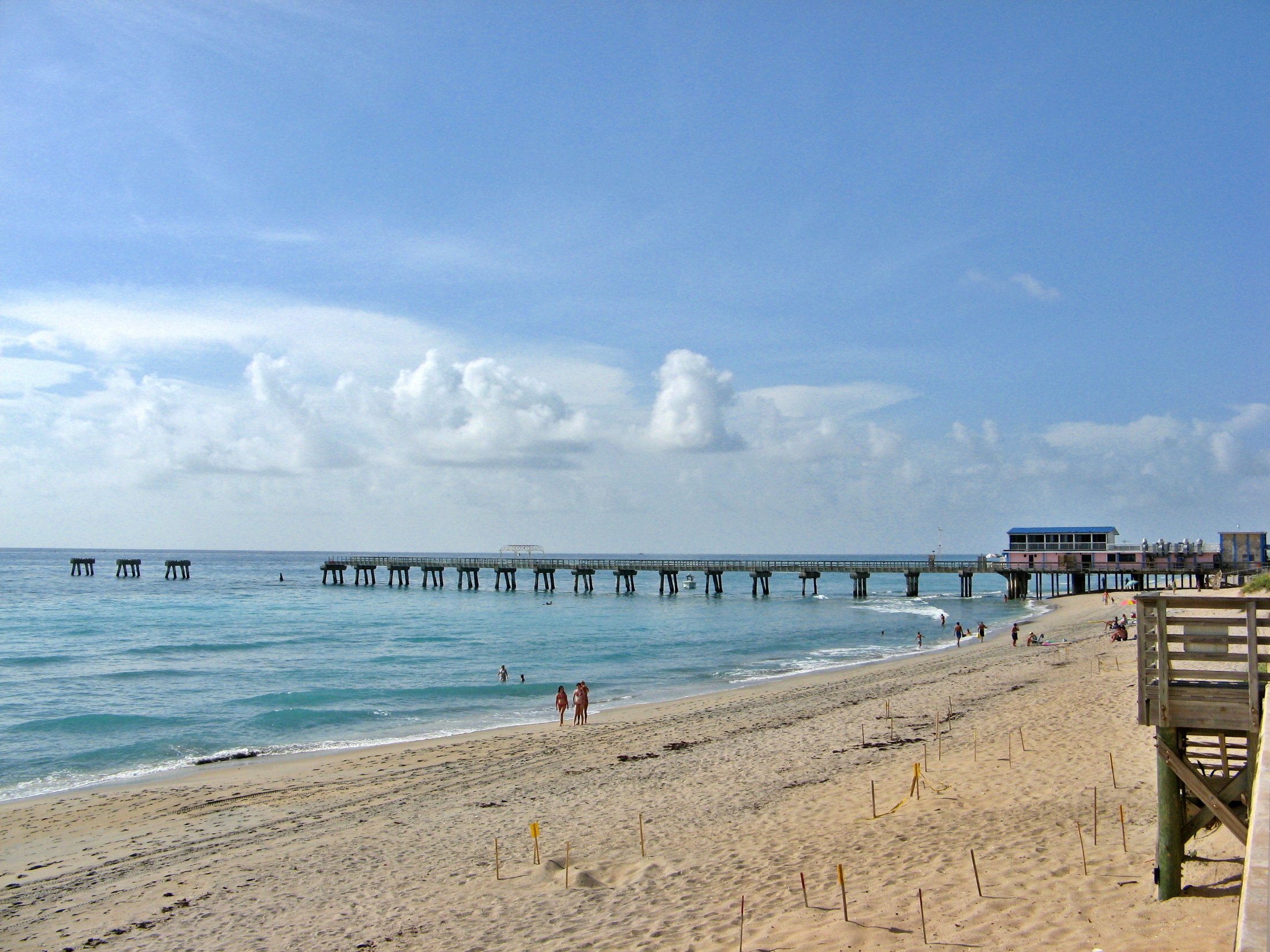 Lake Worth Beach with its fishing pier extending into the Atlantic Ocean